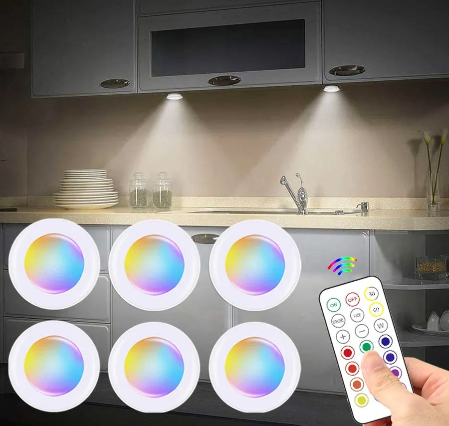 Värikkäät LED valot